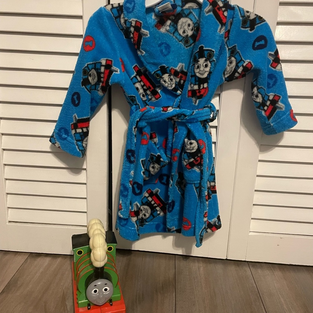 Thomas the Train Robe & 2009 PERCY FLASHLIGHT Tank Engine Light Up w/ Sound
